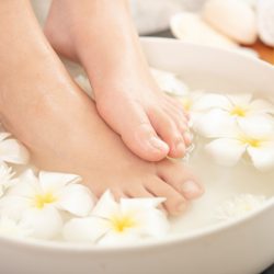 tratamiento-spa-producto-pies-femeninos-spa-manos (1)